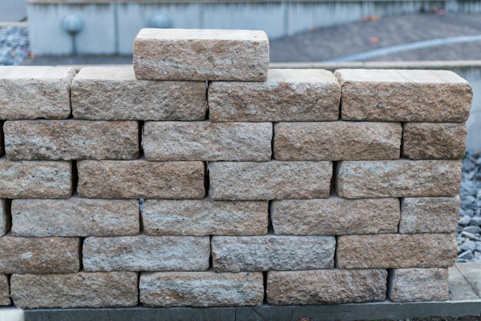 Natural stone retaining wall